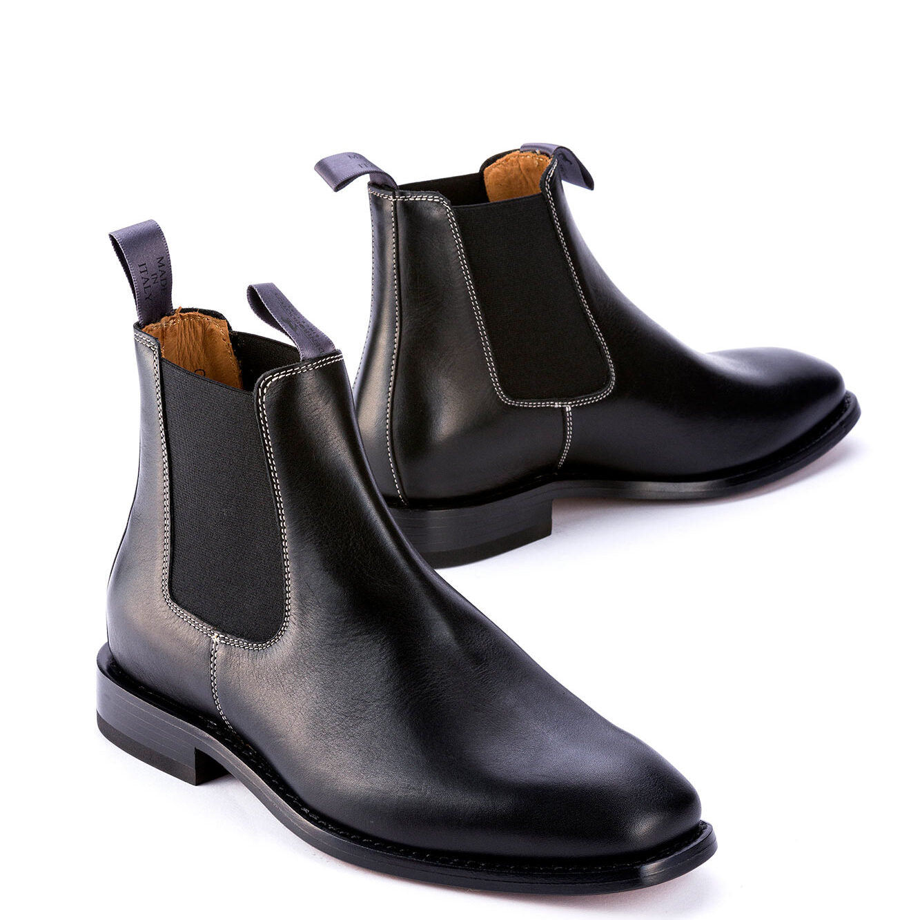 DeNiro Marco poolsaapad